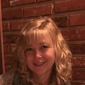 Meet your Posher, Vickie